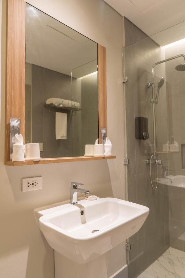 Primeway Suites Cebu Dış mekan fotoğraf